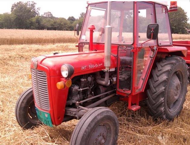 Traktor IMT 539