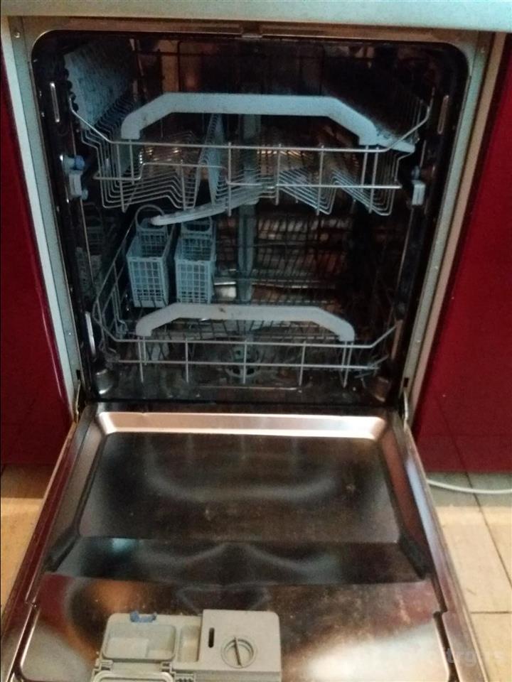 Masina Za Pranje Sudova Ugradna Beograd