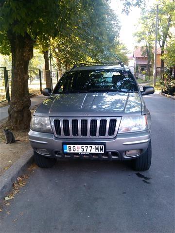 GRAND CHEROKEE -01