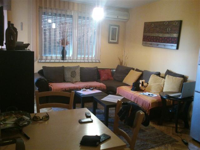Komforan stan 75m2 u Pantelej