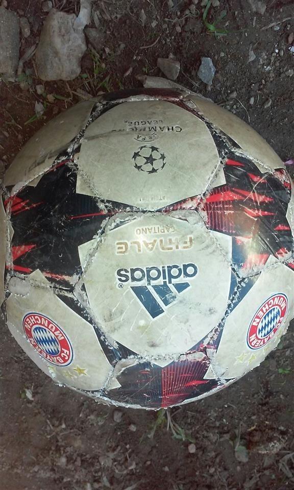 Bayern-Munchen-Lopta-