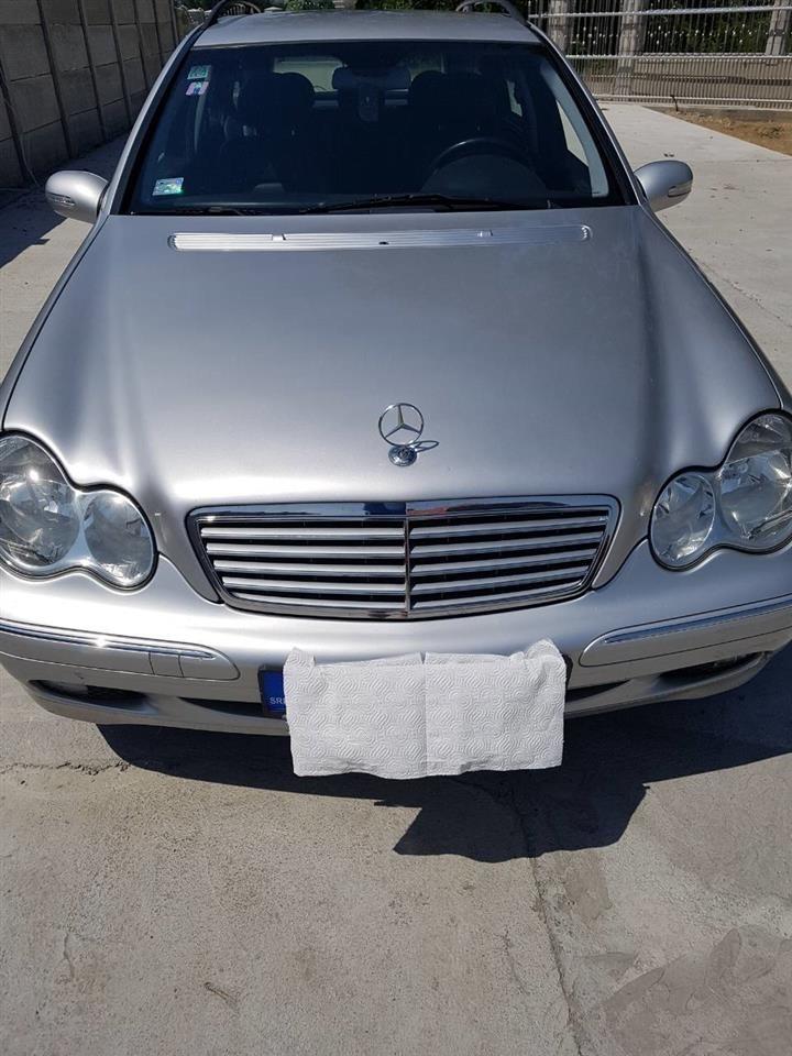 Mercedes-C200