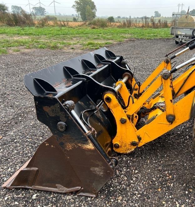 2015-JCB-4CX-ECO