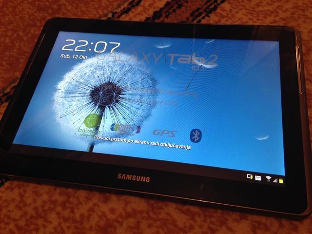 Tablet Samsung tab2 5100 u torbici