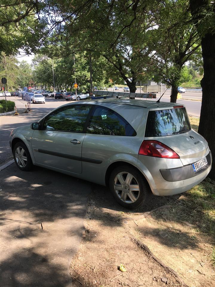 Renault-Megane-U-odlicnom-stanju