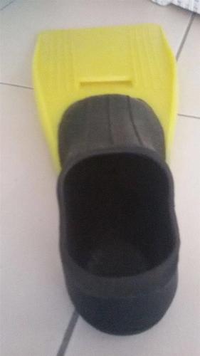 Peraja za plivanje,malo koriscena.