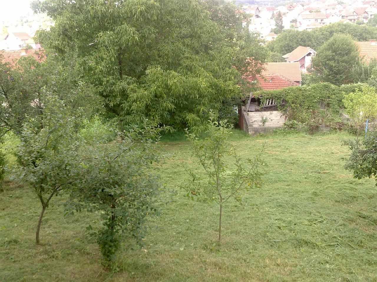 Plac-3-28m2-u-Bresnici