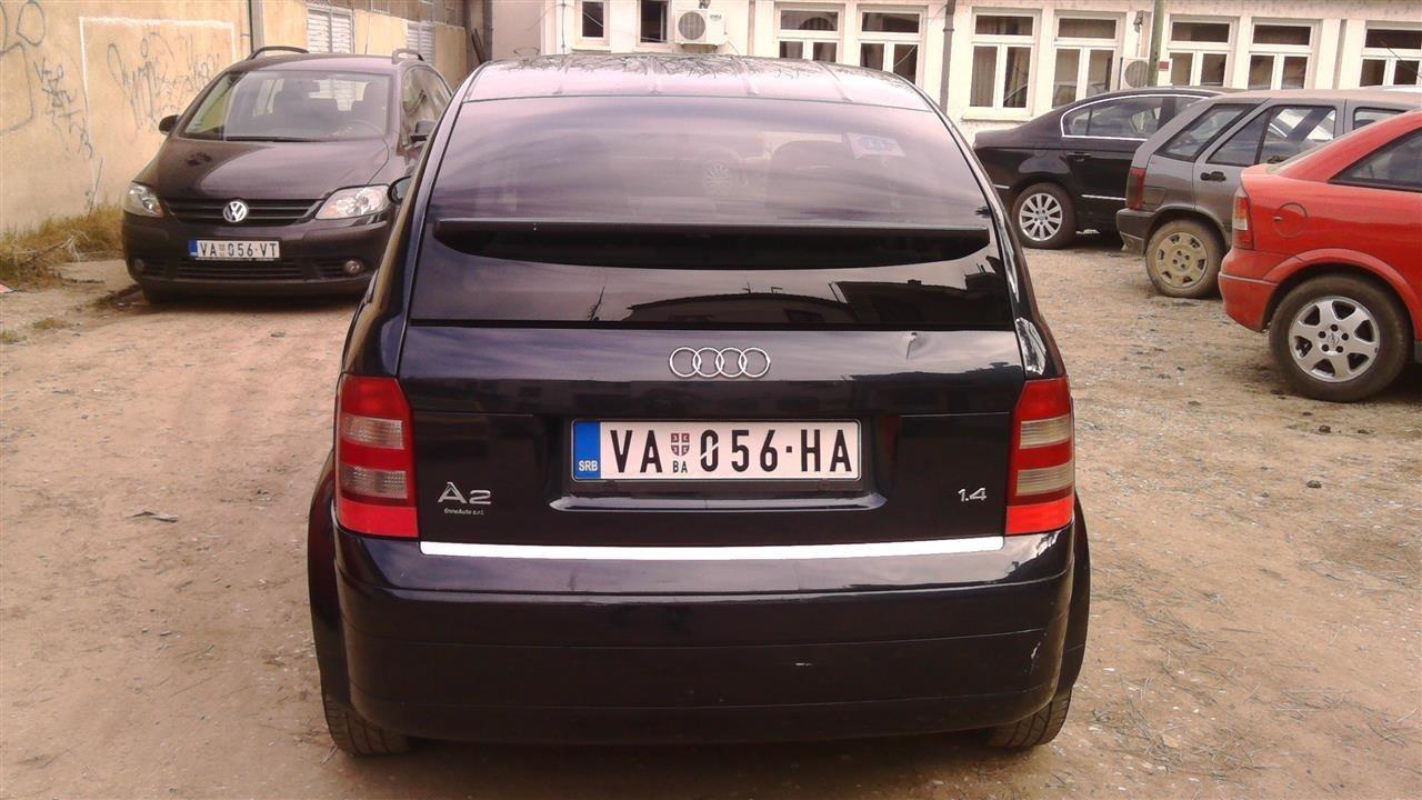 Audi-A2--00