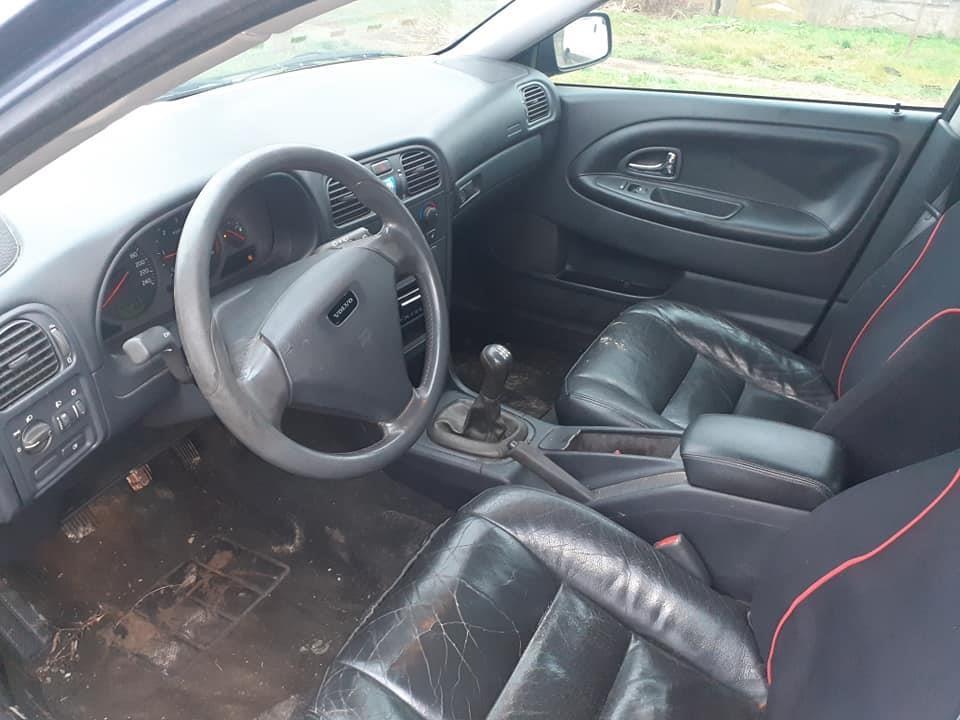 Volvo-V40