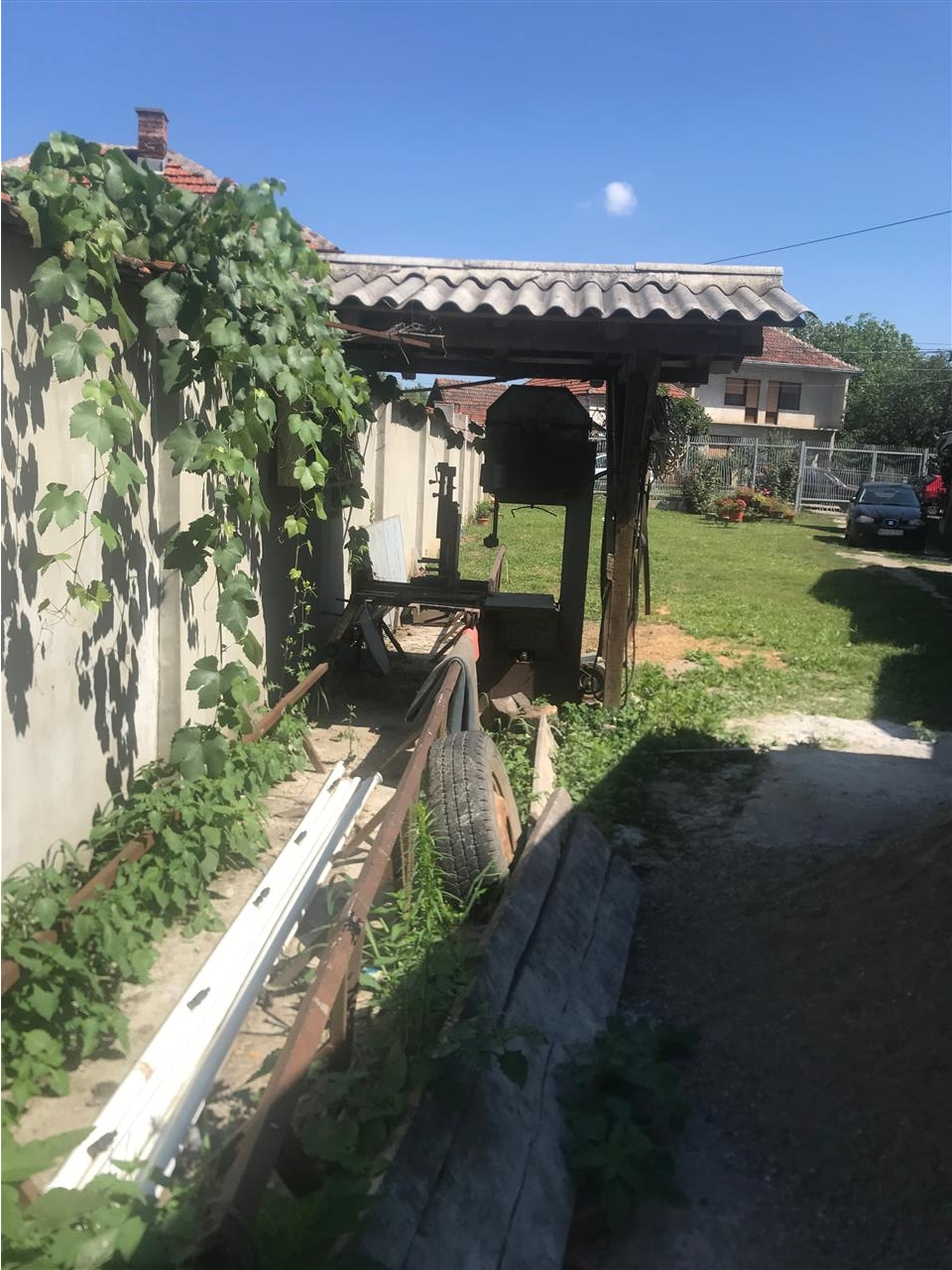 PRODAJEM-STRUGARU-