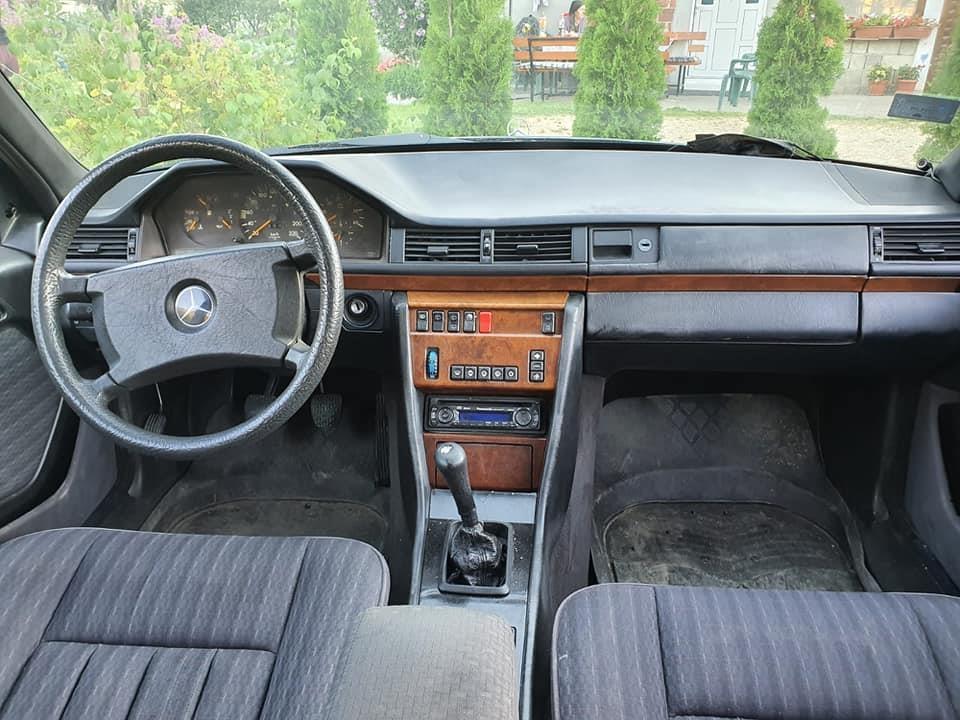 Mercedes-E250D