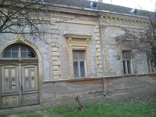 Velika-kuća-u-centru-Bezdana