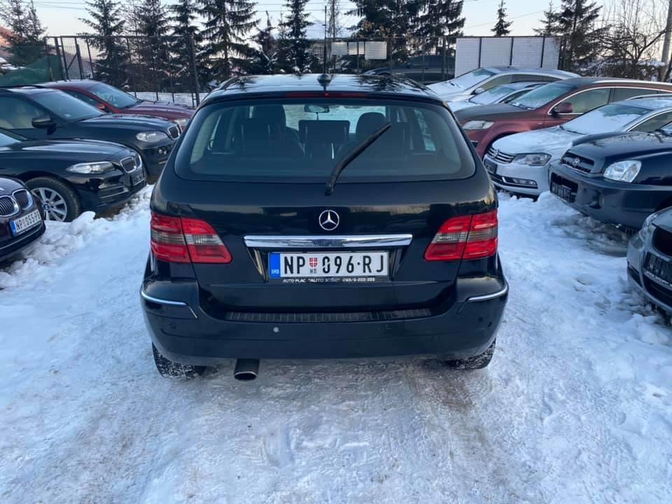 MERCEDES-B200cdi