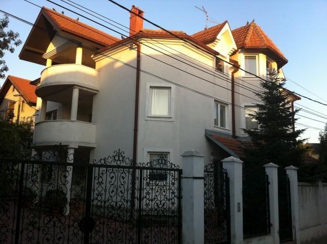 Beograd-Vila,600m2