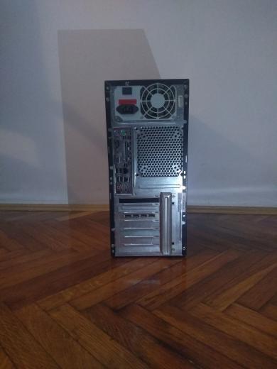 Desktop-racunar