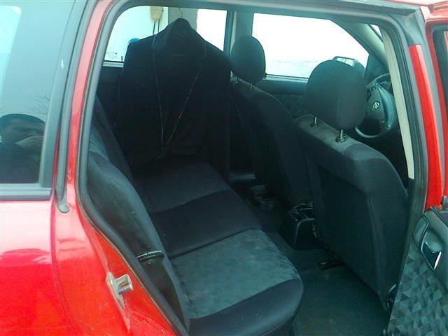Opel-Astra-G--99