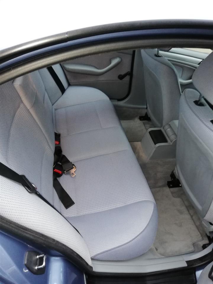 BMW-318-Nov