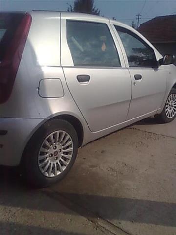 Fiat-Punto--11