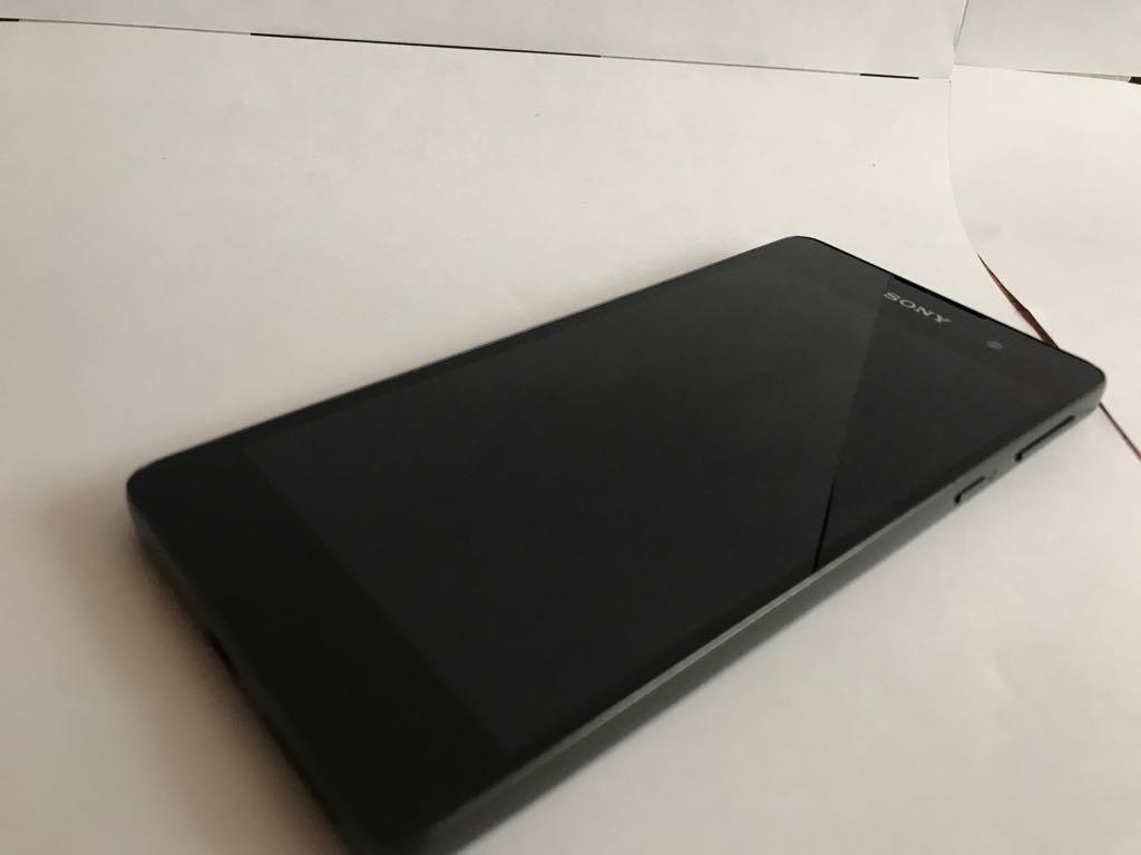 SONY-XPERIA-E5-