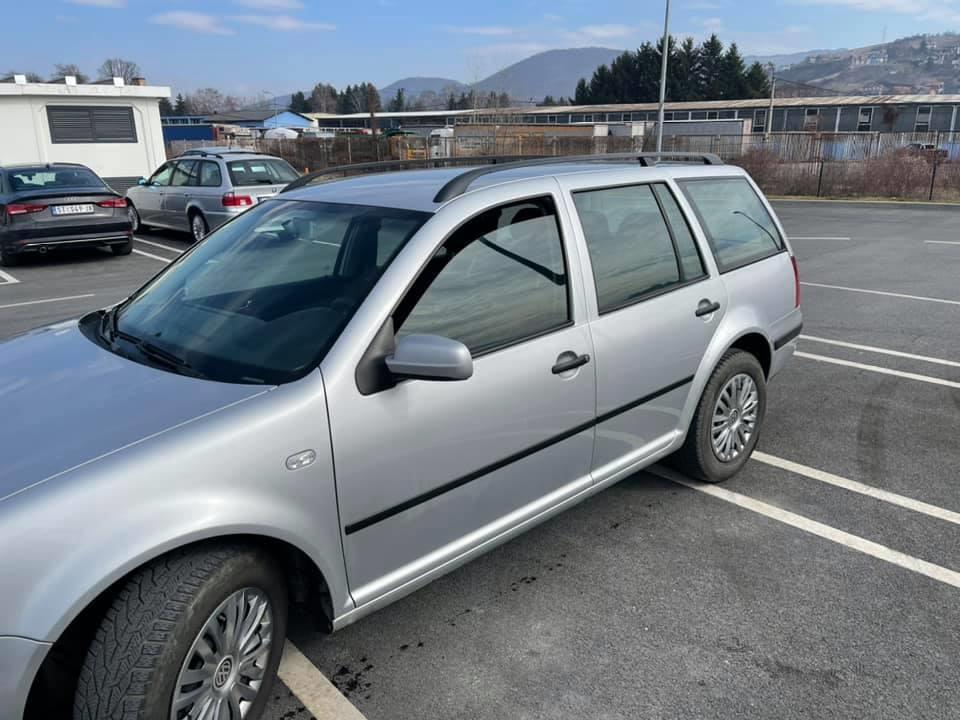 VW-Golf-4