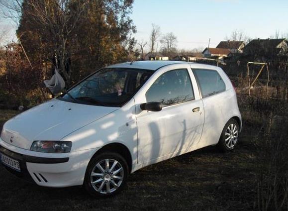 Fiat Punto -02