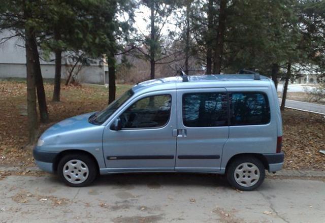 Citroen Berlingo multispace 2.0 hdi -01