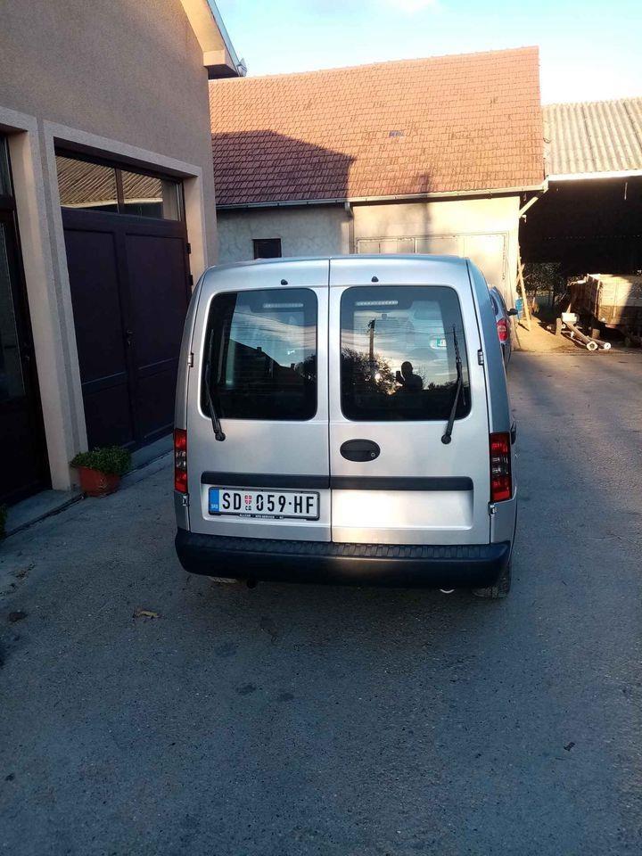 Opel-konbo-1-3-multi-Jet-2007-godište