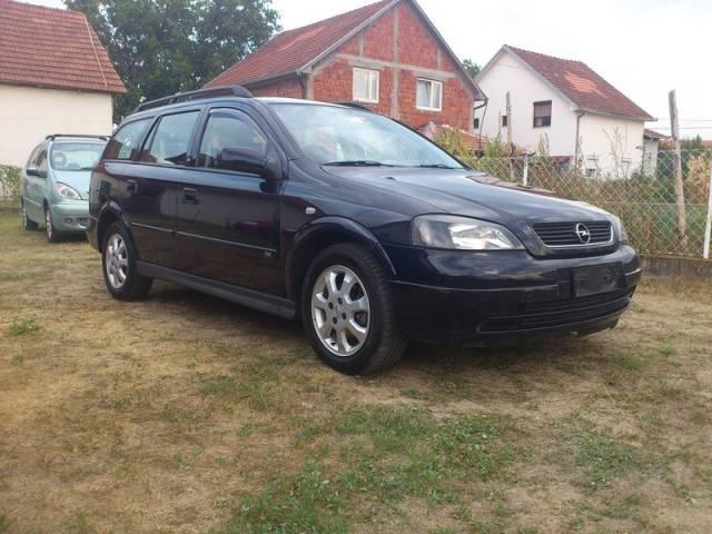 Opel-Astra---03