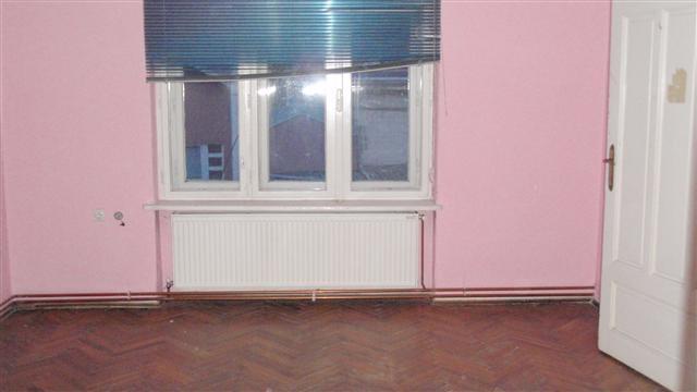 Salonski-centar-97m2