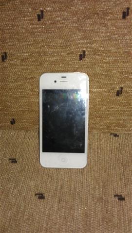 Iphone-4s-64GB-HITNO-PRODAJEM----