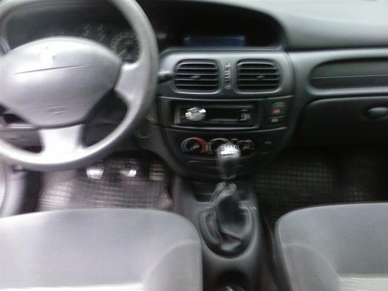 Renault-Megane-1-9-TDI--02