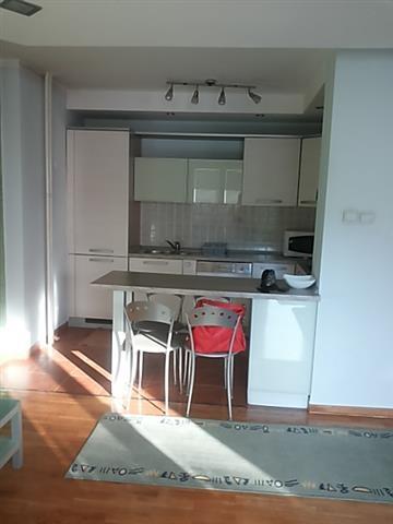 LUX-stan-70m2-u-Primorskoj