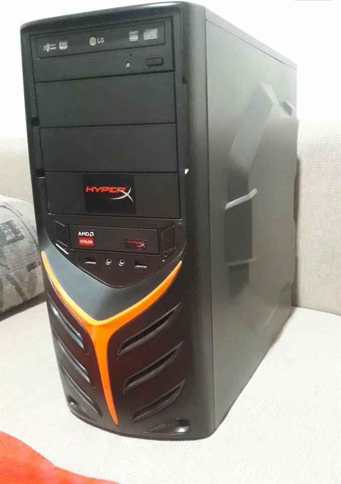 Kompjuter-Hyperx-nov