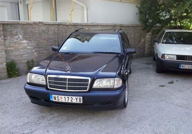 Mercedes-Benz C200 Kompressor -01
