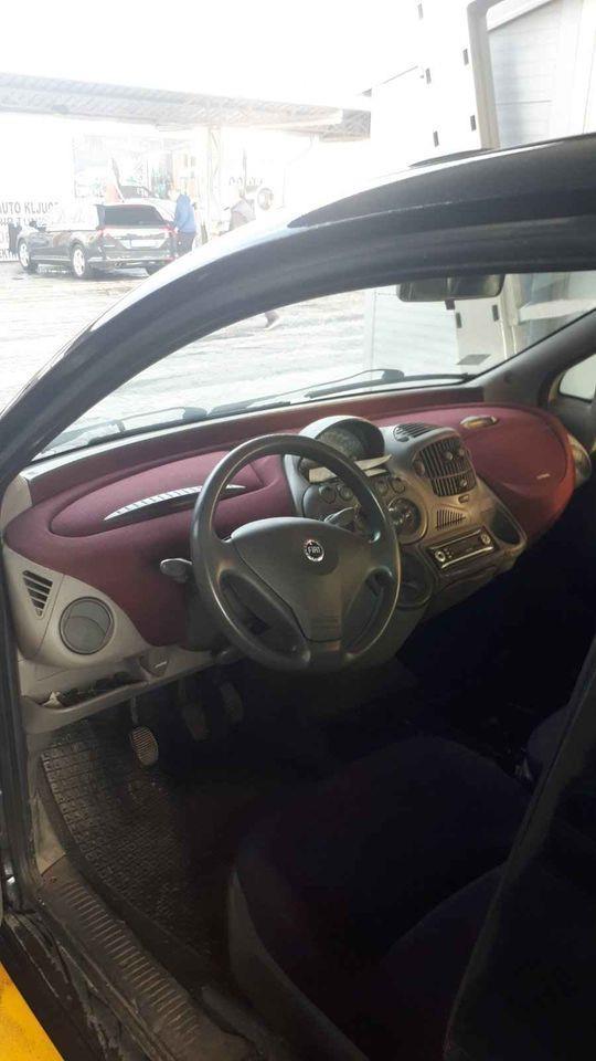 Fiat-MULTIPLA-6-sedišta-2007