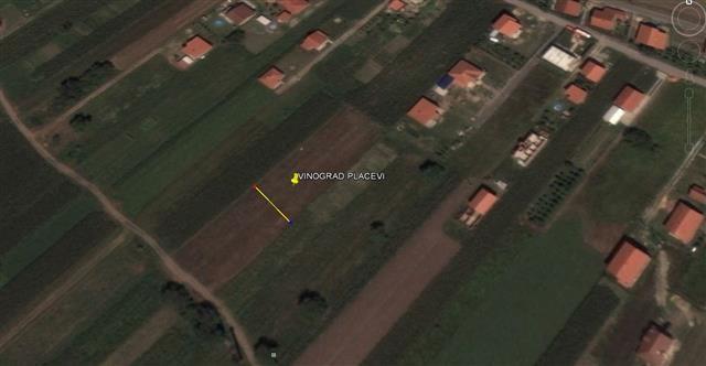 Plac-400m2--u-Borci