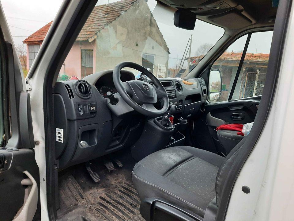Opel-muvano