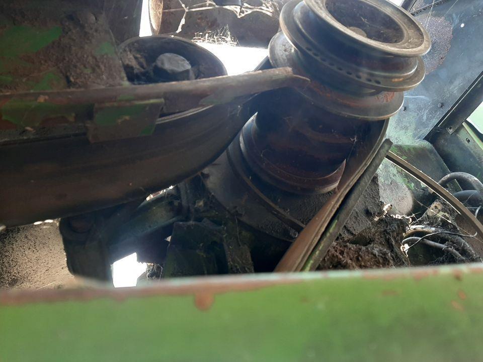 John-deere-delovi