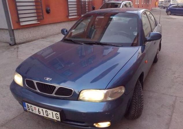 Daewoo-Nubira--99
