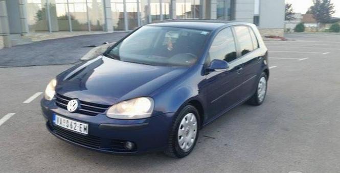 VW Golf 5 -04