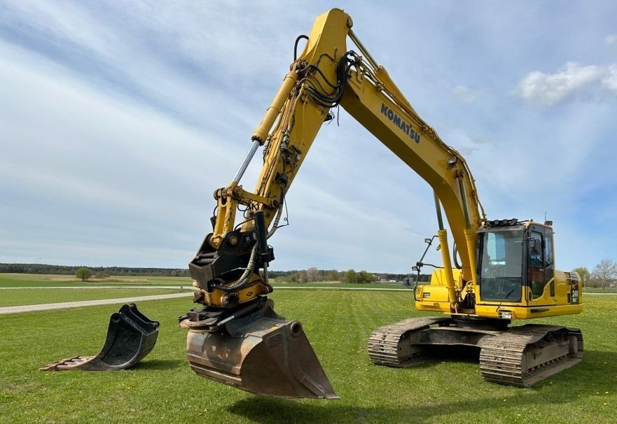 2006-Komatsu-PC-240