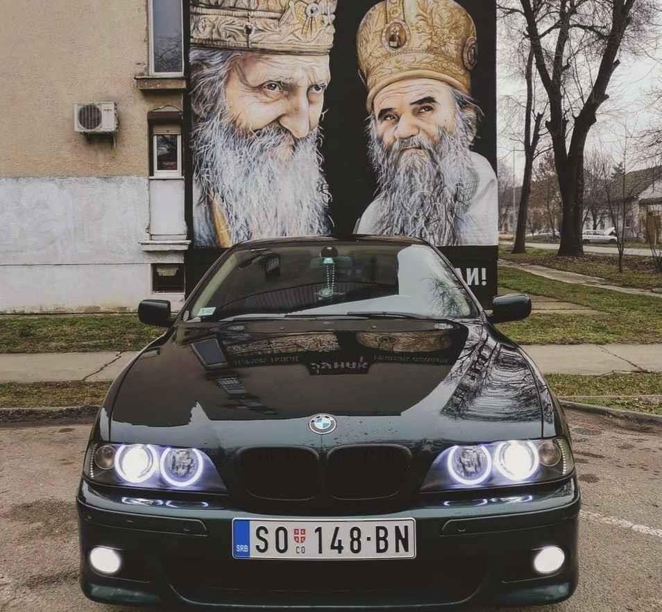 BMW-525D