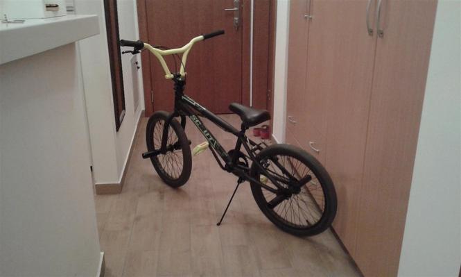 SCOUT BMX BICIKL