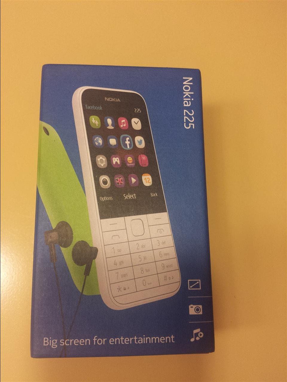 NOKIA-225