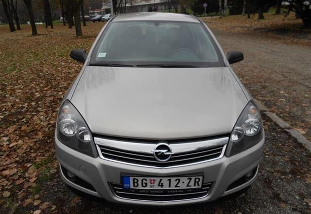 Opel Astra H 1.4 -09