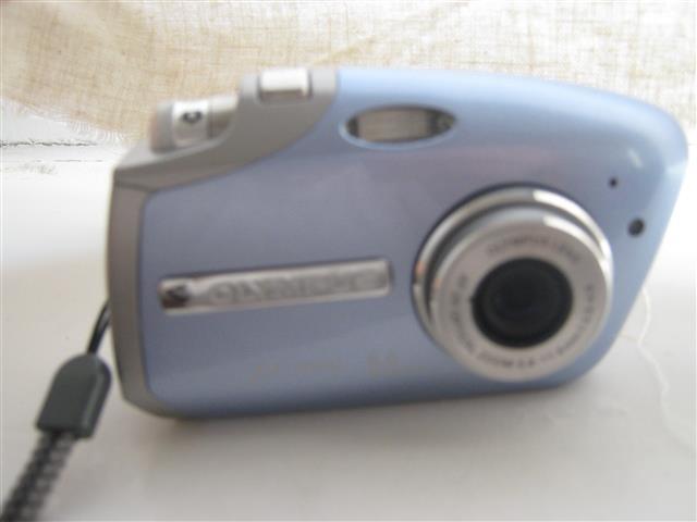 Olympus MJU Mini Digital Camera 5.0Mega Pixel