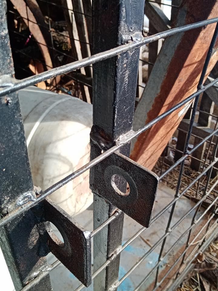 Korpa-za-traktor