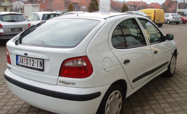 Renault-Megane-1-9dti---02
