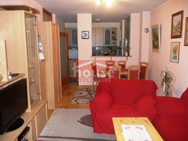 Stan 53m2 Bulevar