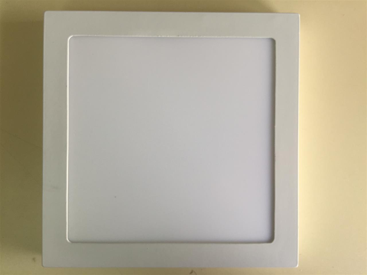 Led-Panel-Kockasti-